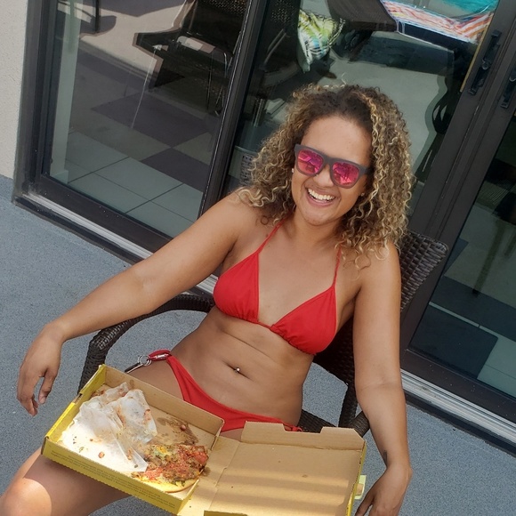 Meet your Posher, Suan - Picture 3 of 4